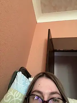 DearAlise online show from 03/15/26, 10:22
