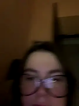 DearAlise online show from 12/21/25, 12:07