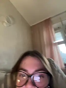 DearAlise online show from 11/05/25, 10:18