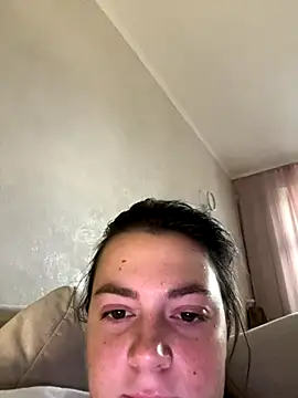 DearAlise online show from 10/30/25, 08:12