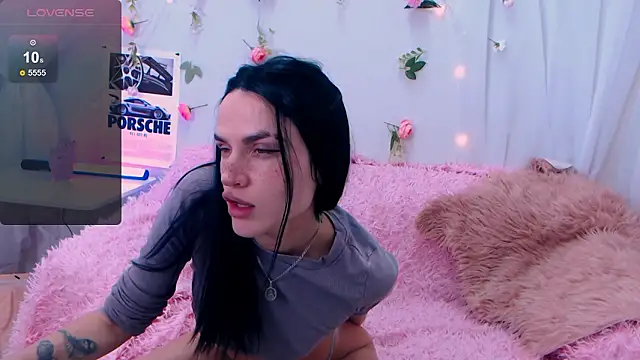 Holygirl  online show from 02/26/26, 02:11