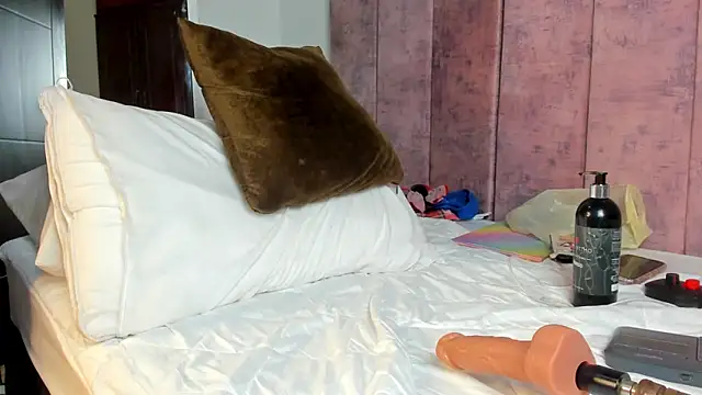 Annita001 online show from 01/06/26, 06:34