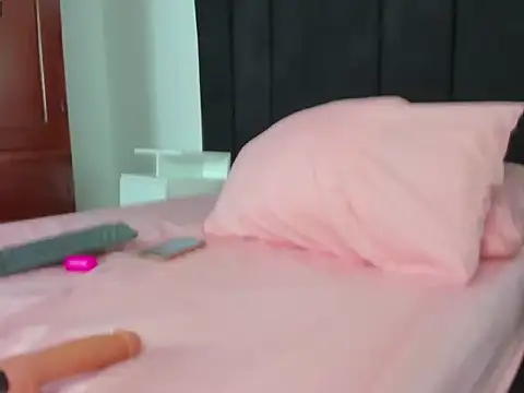 Annita001 online show from 04/12/26, 12:08