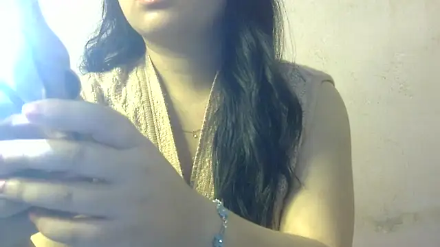 Snapshot of undressed_princesss chatting on 05/18/26, 03:50 undressed princesss online show from 05/18/26, 03:50
