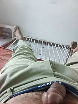 xmanrawan2 online show from 10/03/25, 03:52