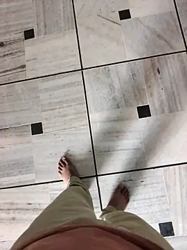 xmanrawan2 online show from 10/09/25, 07:42