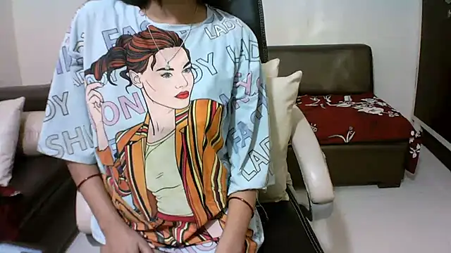 Snapshot of kajal__bhabhi_ chatting on 04/25/26, 04:37 kajal bhabhi online show from 04/25/26, 04:37