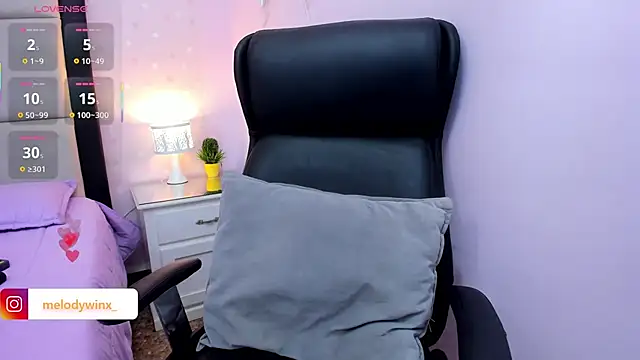 MelodyWinx online show from 11/10/25, 08:14