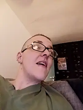 Snapshot of Astrid-Gilbert chatting on 02/03/25, 08:03 Astrid-Gilbert online show from 02/03/25, 08:03