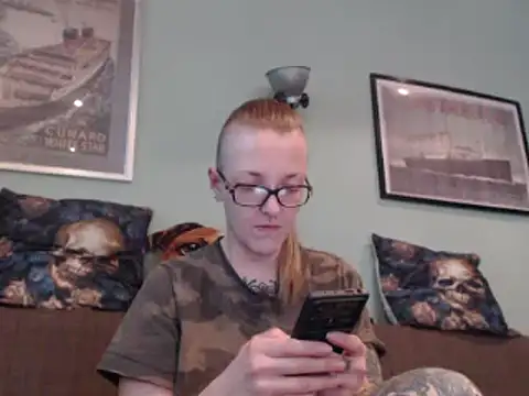 Snapshot of Astrid-Gilbert chatting on 02/06/25, 02:15 Astrid-Gilbert online show from 02/06/25, 02:15