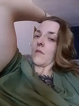 Snapshot of Astrid-Gilbert chatting on 02/03/25, 11:15 Astrid-Gilbert online show from 02/03/25, 11:15