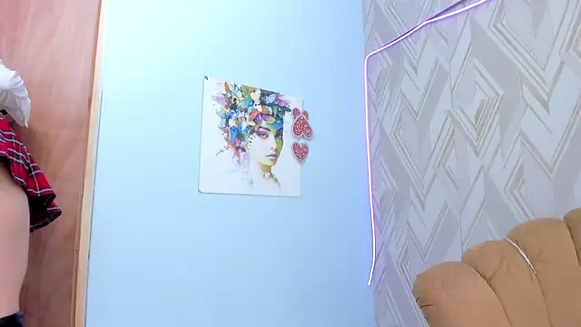 Emmagomez   online show from 02/15/25, 04:45