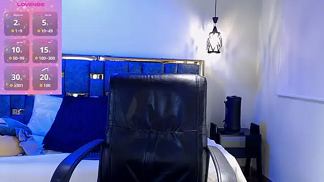 emily fox 3 online show from 09/27/25, 03:34