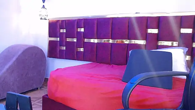 emily fox 3 online show from 09/10/25, 03:38