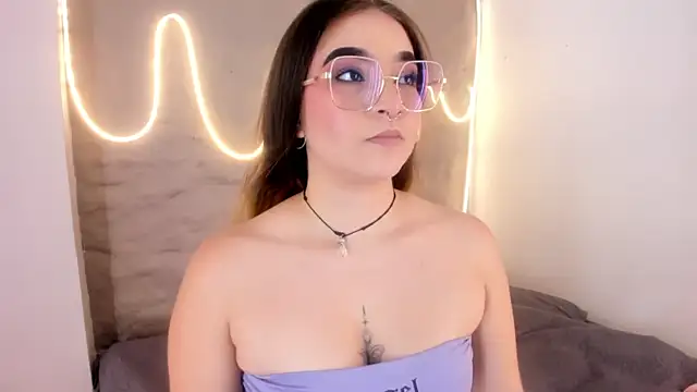 Shanntal  online show from 02/10/26, 07:35