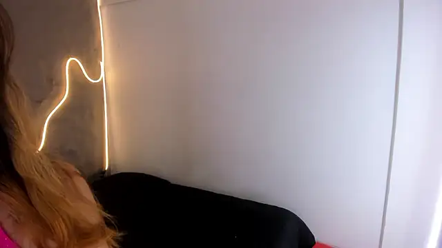 Shanntal  online show from 01/31/26, 07:56