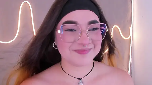 Shanntal  online show from 03/13/26, 07:41