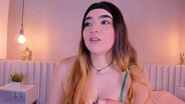 Shanntal  online show from 01/11/26, 04:58