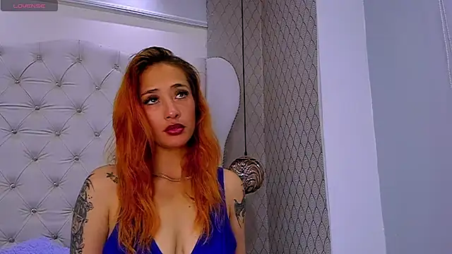 zoe taylorr1 online show from 12/16/25, 11:58