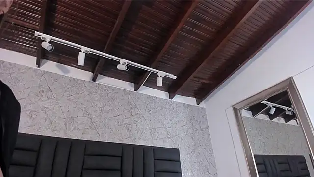 Hanna Vasquez online show from 02/13/25, 02:45