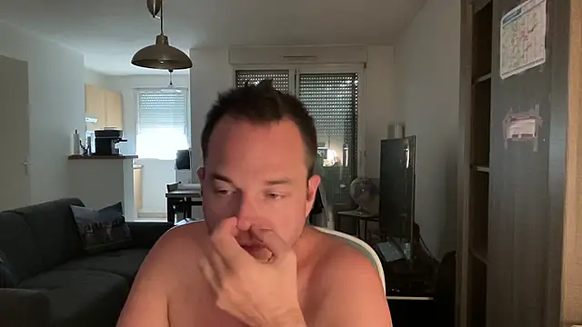 Funnyjul31 online show from 09/10/25, 04:06