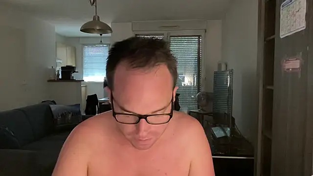 Funnyjul31 online show from 09/14/25, 01:44