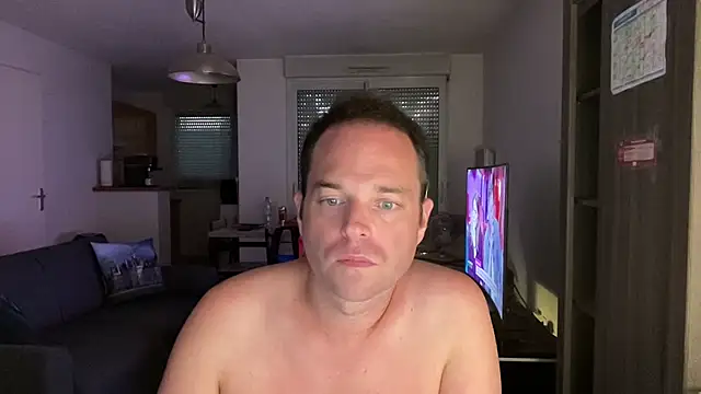 Funnyjul31 online show from 09/17/25, 05:59