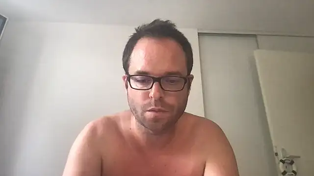 Snapshot of Funnyjul31 chatting on 06/30/26, 06:08 Funnyjul31 online show from 06/30/26, 06:08