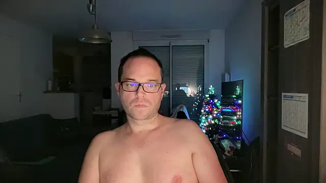 Funnyjul31 online show from 12/03/25, 05:45