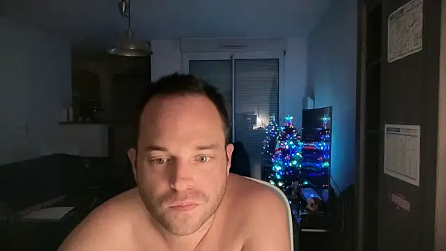 Funnyjul31 online show from 12/05/25, 07:23