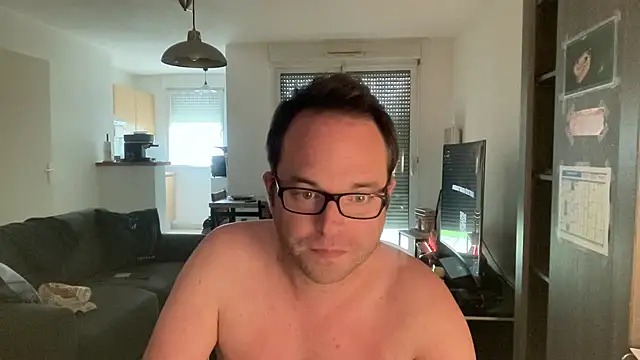 Funnyjul31 online show from 04/02/26, 04:46