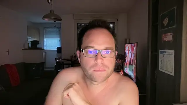 Funnyjul31 online show from 03/25/26, 06:07