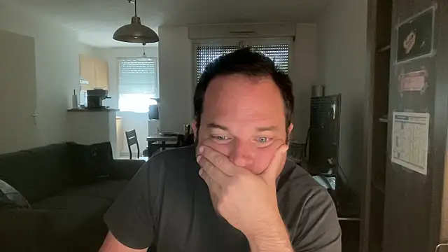 Funnyjul31 online show from 04/03/26, 09:05