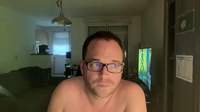 Funnyjul31 online show from 02/25/26, 05:35