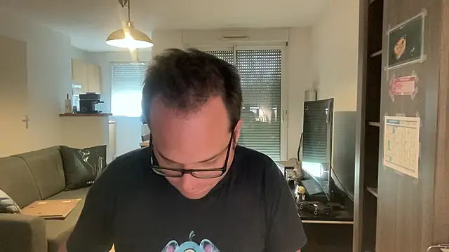 Funnyjul31 online show from 04/01/26, 02:03