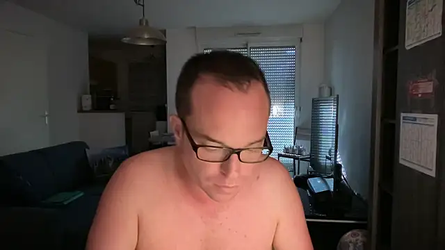 Funnyjul31 online show from 10/12/25, 02:40