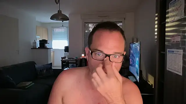 Funnyjul31 online show from 10/14/25, 04:40