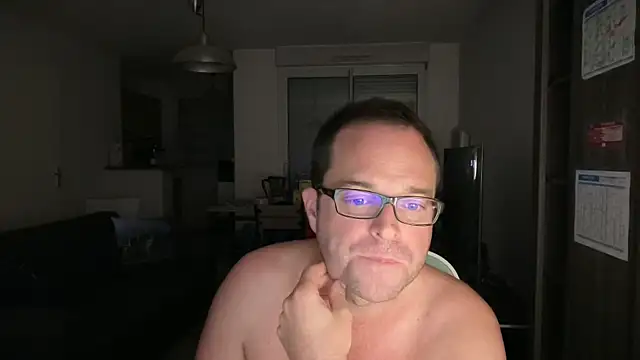 Funnyjul31 online show from 10/27/25, 06:31