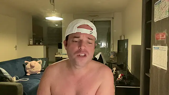 Funnyjul31 online show from 11/19/25, 06:52