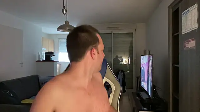 Funnyjul31 online show from 03/19/25, 05:50