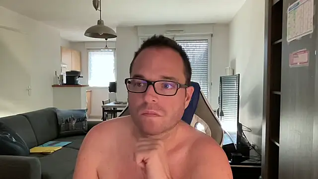 Funnyjul31 online show from 03/16/25, 03:17