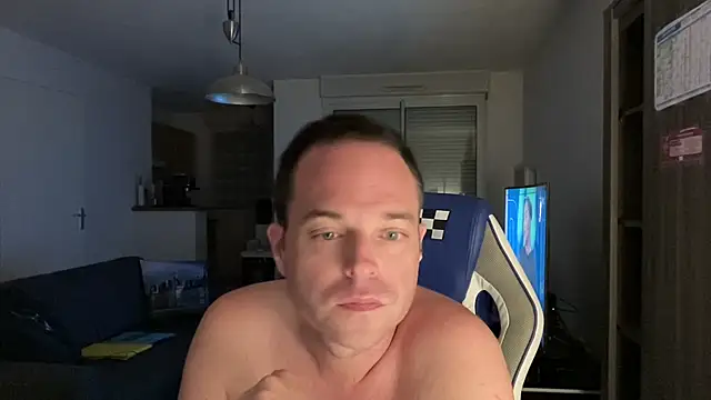 Funnyjul31 online show from 03/15/25, 07:48