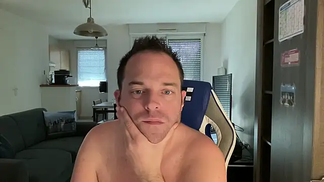 Funnyjul31 online show from 03/22/25, 03:20