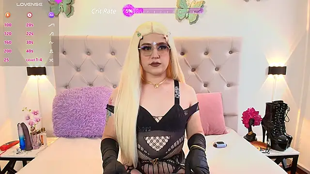 Snapshot of Alyssaa_Hunter chatting on 02/04/25, 07:33 Alyssaa Hunter online show from 02/04/25, 07:33