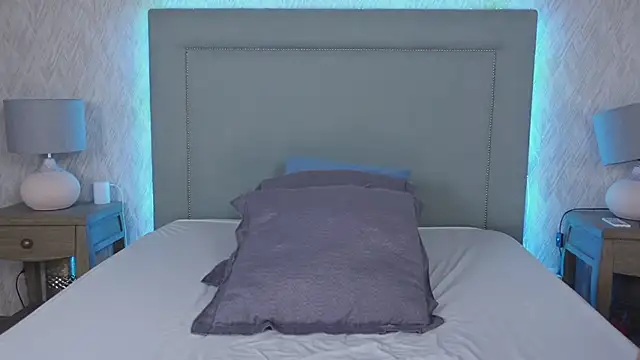 MillaBlis online show from 03/06/25, 05:00