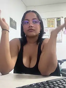 my cam online show from 03/15/25, 12:15