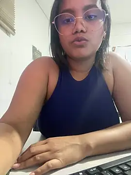 my cam online show from 03/17/25, 10:40