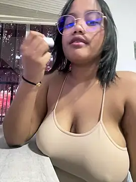 my cam online show from 03/04/25, 09:43