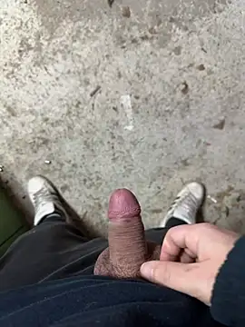 bigplut online show from 02/22/25, 04:40