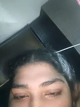 naina78910 online show from 12/16/25, 04:33